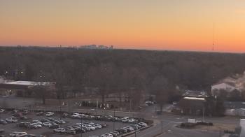 Weather camera view of Chippenham Hospital.