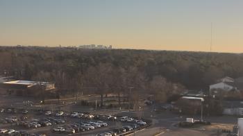Weather camera view of Chippenham Hospital.