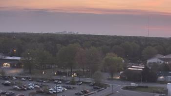 Weather camera view of Chippenham Hospital.