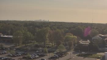 Weather camera view of Chippenham Hospital.