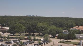 Weather camera view of Chippenham Hospital.