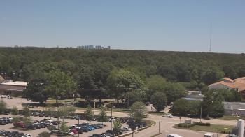 Weather camera view of Chippenham Hospital.