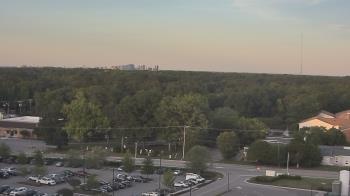 Weather camera view of Chippenham Hospital.