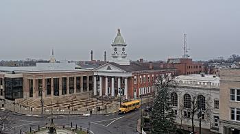 Weather camera view of Franklin County 11-30 Visitors Center.