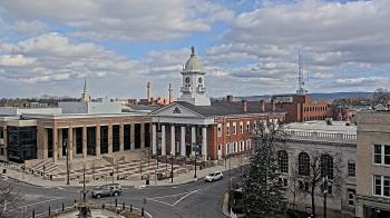 Weather camera view of Franklin County 11-30 Visitors Center.