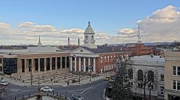 Weather camera view of Franklin County 11-30 Visitors Center.