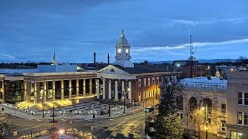 Weather camera view of Franklin County 11-30 Visitors Center.