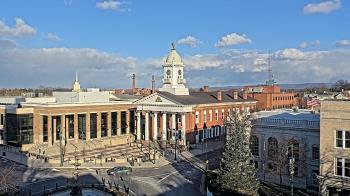 Weather camera view of Franklin County 11-30 Visitors Center.