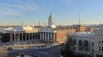 Weather camera view of Franklin County 11-30 Visitors Center.