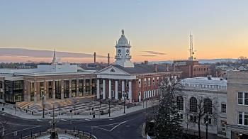 Weather camera view of Franklin County 11-30 Visitors Center.