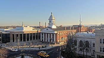 Weather camera view of Franklin County 11-30 Visitors Center.