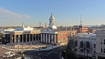 Weather camera view of Franklin County 11-30 Visitors Center.