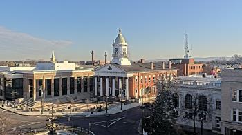 Weather camera view of Franklin County 11-30 Visitors Center.