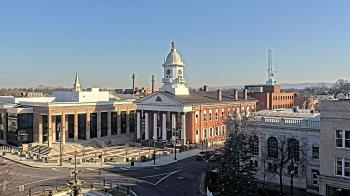 Weather camera view of Franklin County 11-30 Visitors Center.