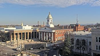 Weather camera view of Franklin County 11-30 Visitors Center.