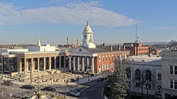 Weather camera view of Franklin County 11-30 Visitors Center.