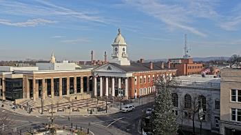 Weather camera view of Franklin County 11-30 Visitors Center.