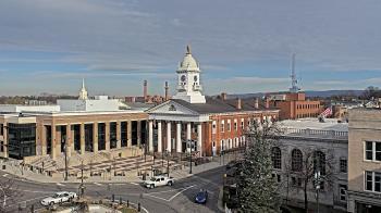 Weather camera view of Franklin County 11-30 Visitors Center.