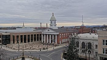 Weather camera view of Franklin County 11-30 Visitors Center.