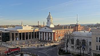 Weather camera view of Franklin County 11-30 Visitors Center.