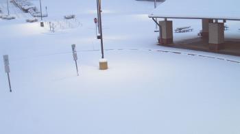 Weather camera view of West Vincent ES.