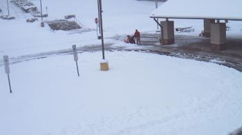 Weather camera view of West Vincent ES.