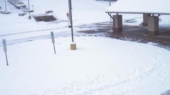 Weather camera view of West Vincent ES.