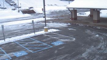 Weather camera view of West Vincent ES.