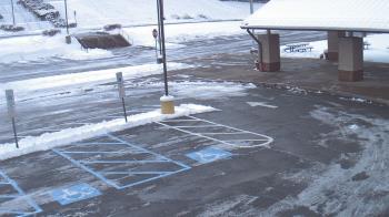 Weather camera view of West Vincent ES.