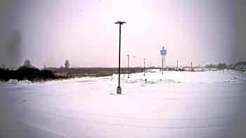 Weather camera view of Calcium Primary School.