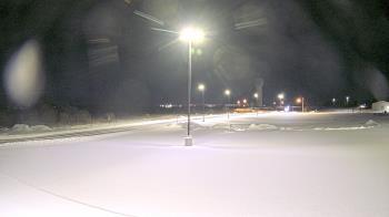 Weather camera view of Calcium Primary School.