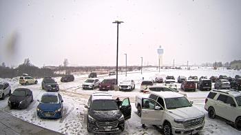 Weather camera view of Calcium Primary School.