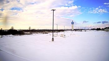 Weather camera view of Calcium Primary School.