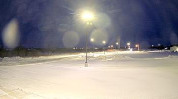 Weather camera view of Calcium Primary School.