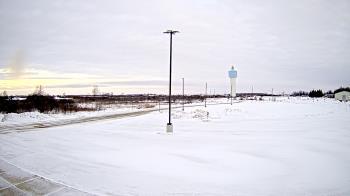Weather camera view of Calcium Primary School.
