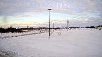 Weather camera view of Calcium Primary School.