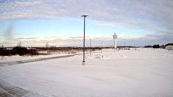 Weather camera view of Calcium Primary School.