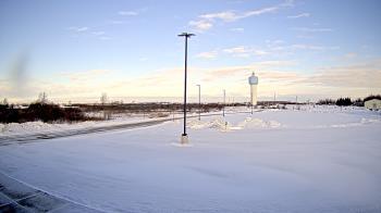 Weather camera view of Calcium Primary School.