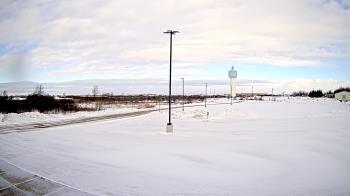 Weather camera view of Calcium Primary School.