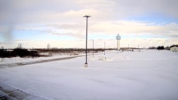 Weather camera view of Calcium Primary School.