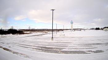 Weather camera view of Calcium Primary School.