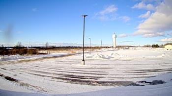 Weather camera view of Calcium Primary School.