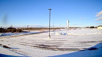 Weather camera view of Calcium Primary School.