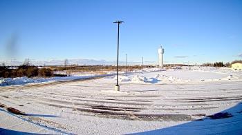 Weather camera view of Calcium Primary School.