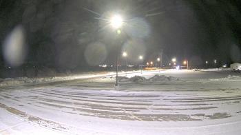 Weather camera view of Calcium Primary School.