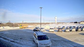 Weather camera view of Calcium Primary School.