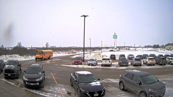 Weather camera view of Calcium Primary School.
