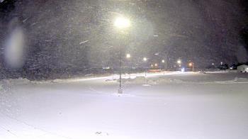 Weather camera view of Calcium Primary School.