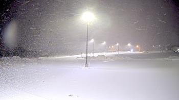 Weather camera view of Calcium Primary School.