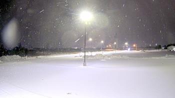 Weather camera view of Calcium Primary School.